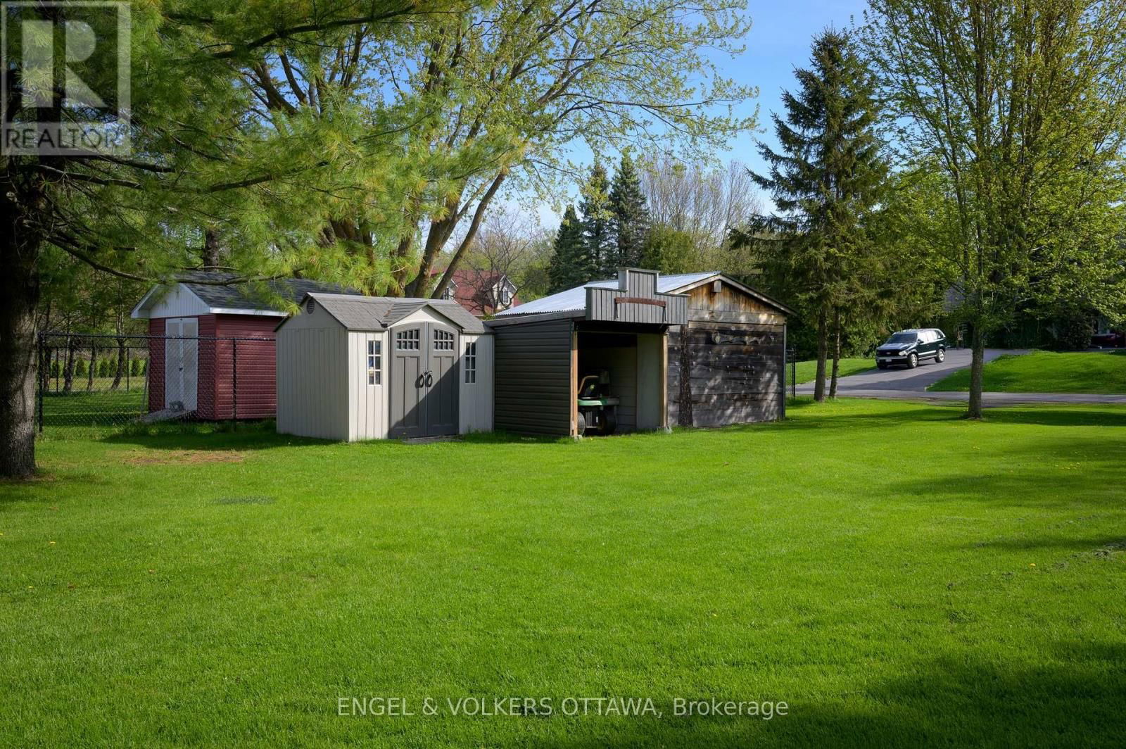 5608 RICHMOND ROAD Image 33