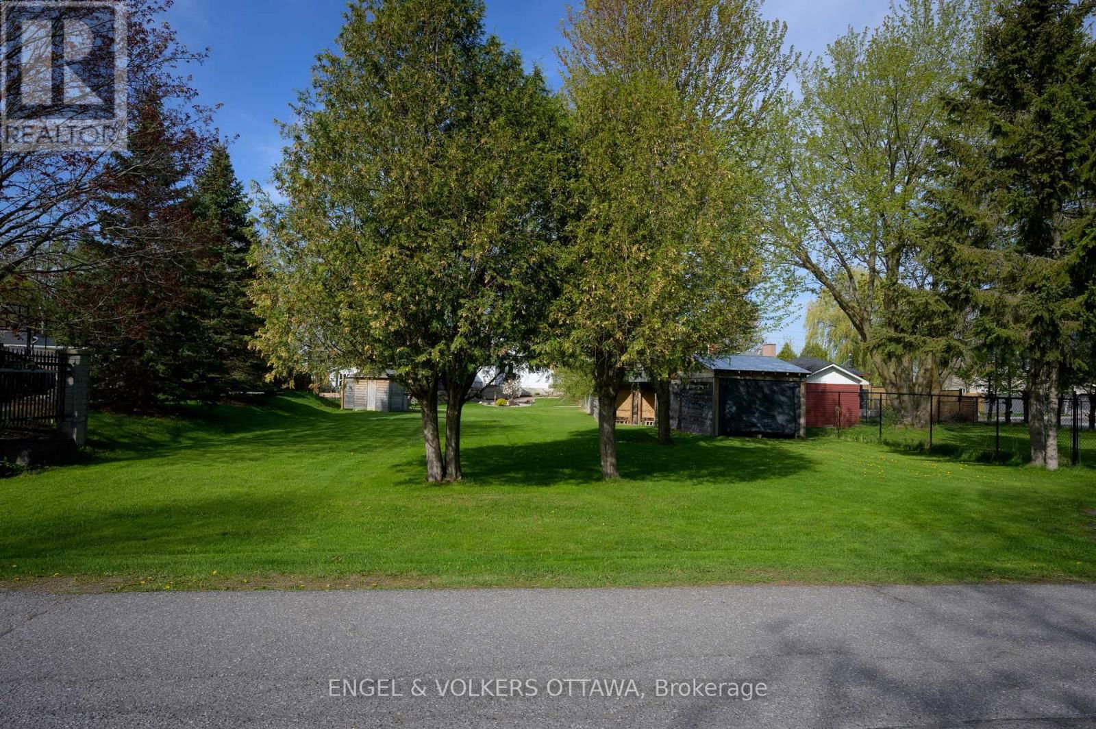5608 RICHMOND ROAD Image 47
