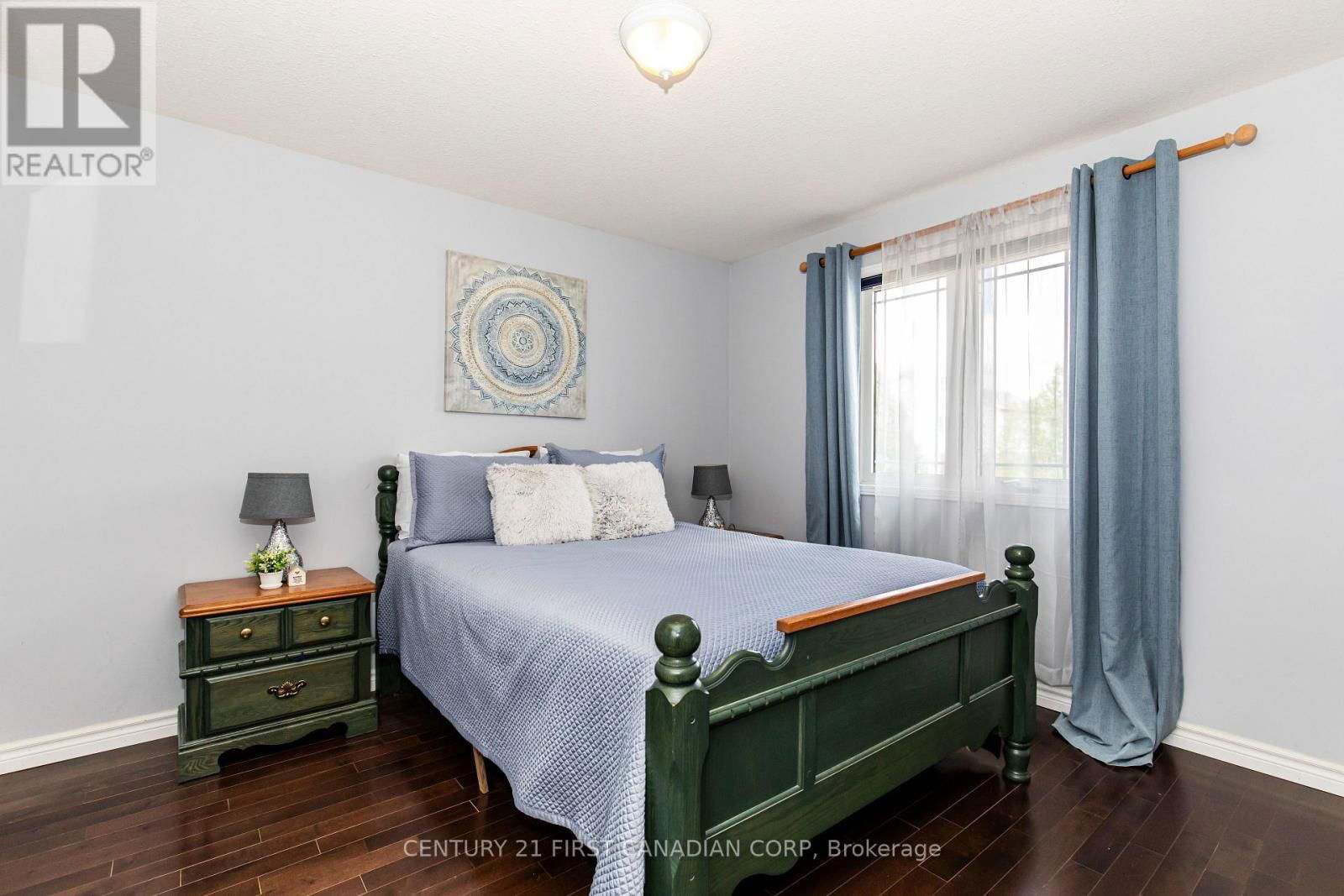 570 CUTHBERT CIRCLE Image 21