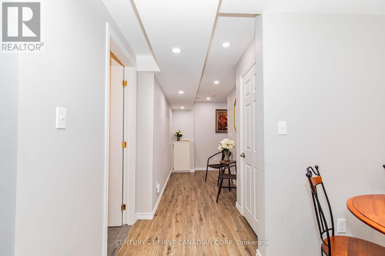 570 CUTHBERT CIRCLE Image 26