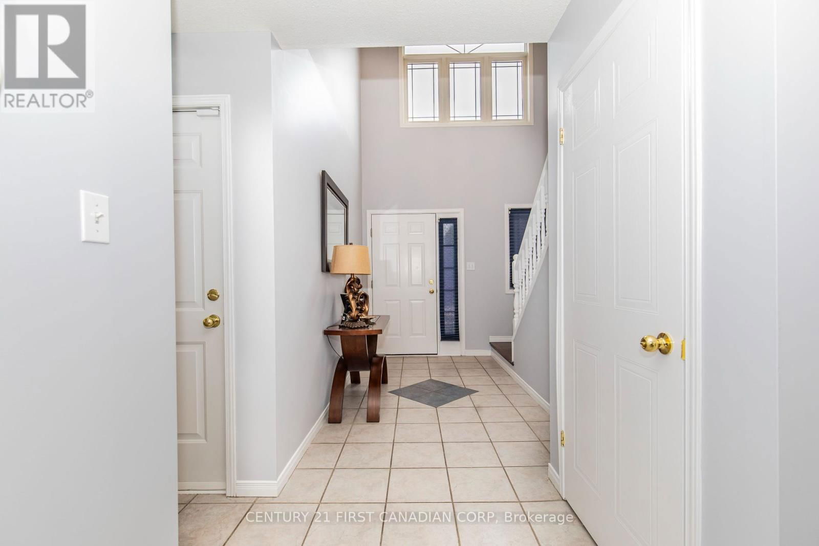 570 CUTHBERT CIRCLE Image 3