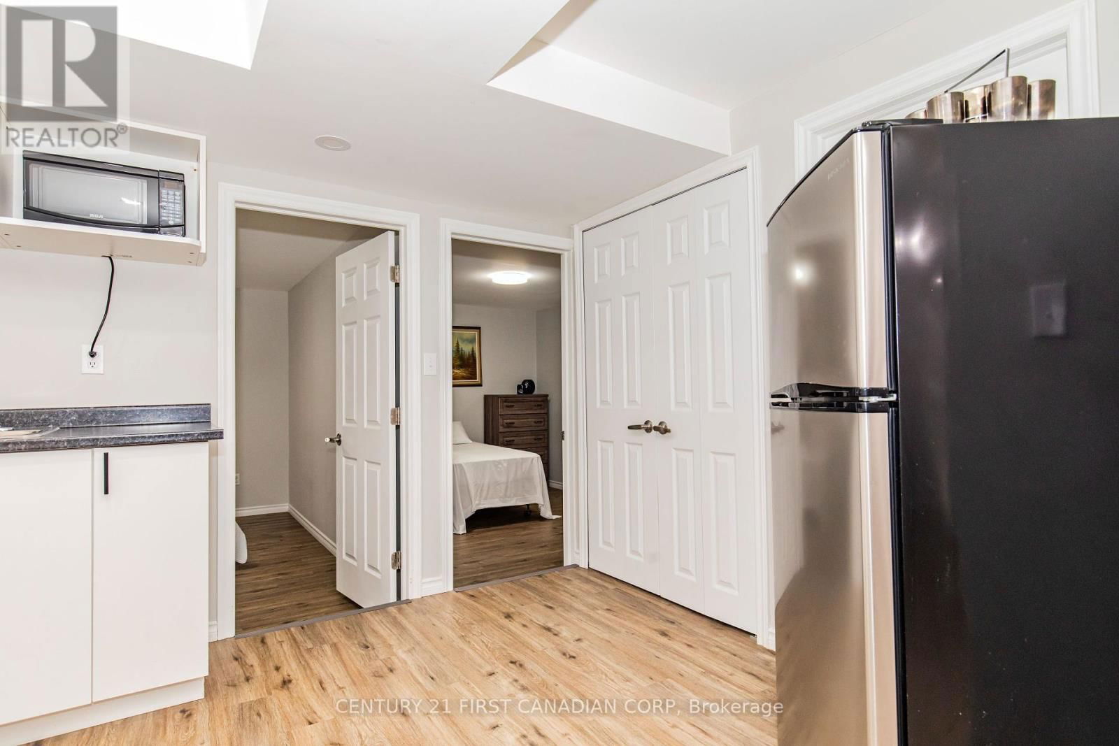 570 CUTHBERT CIRCLE Image 36