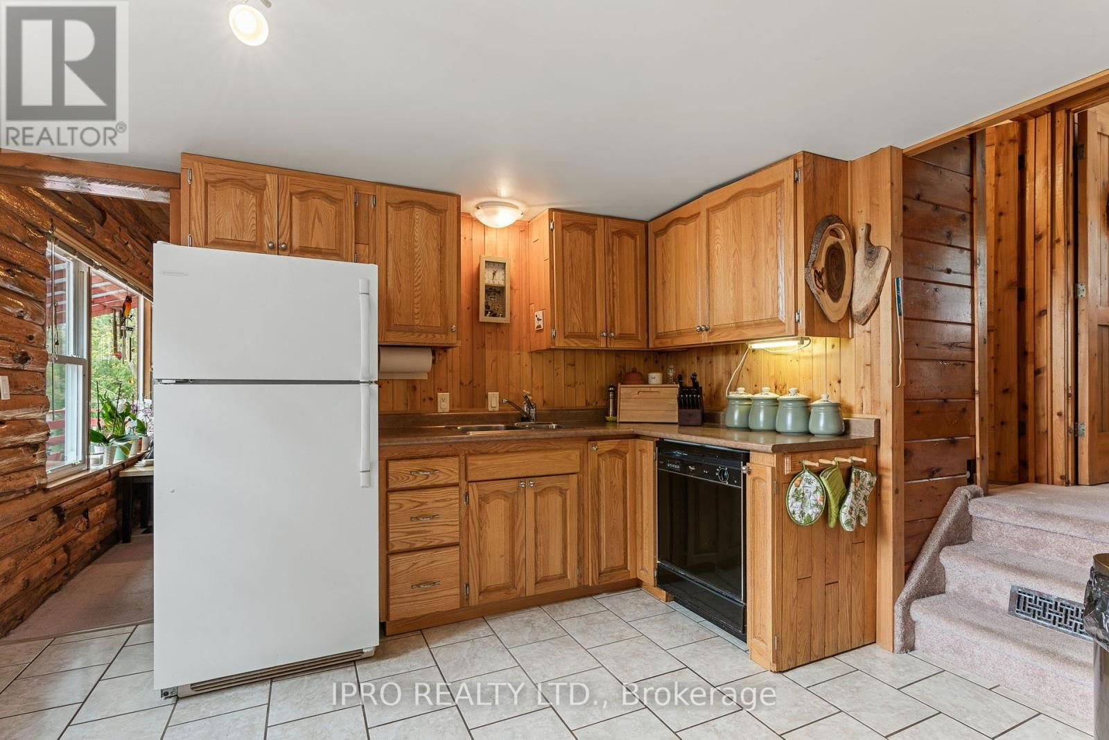 502495 GREY ROAD 1 Image 6