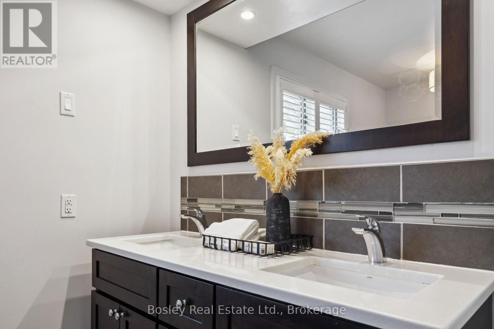169 LAKEWOOD DRIVE Image 21