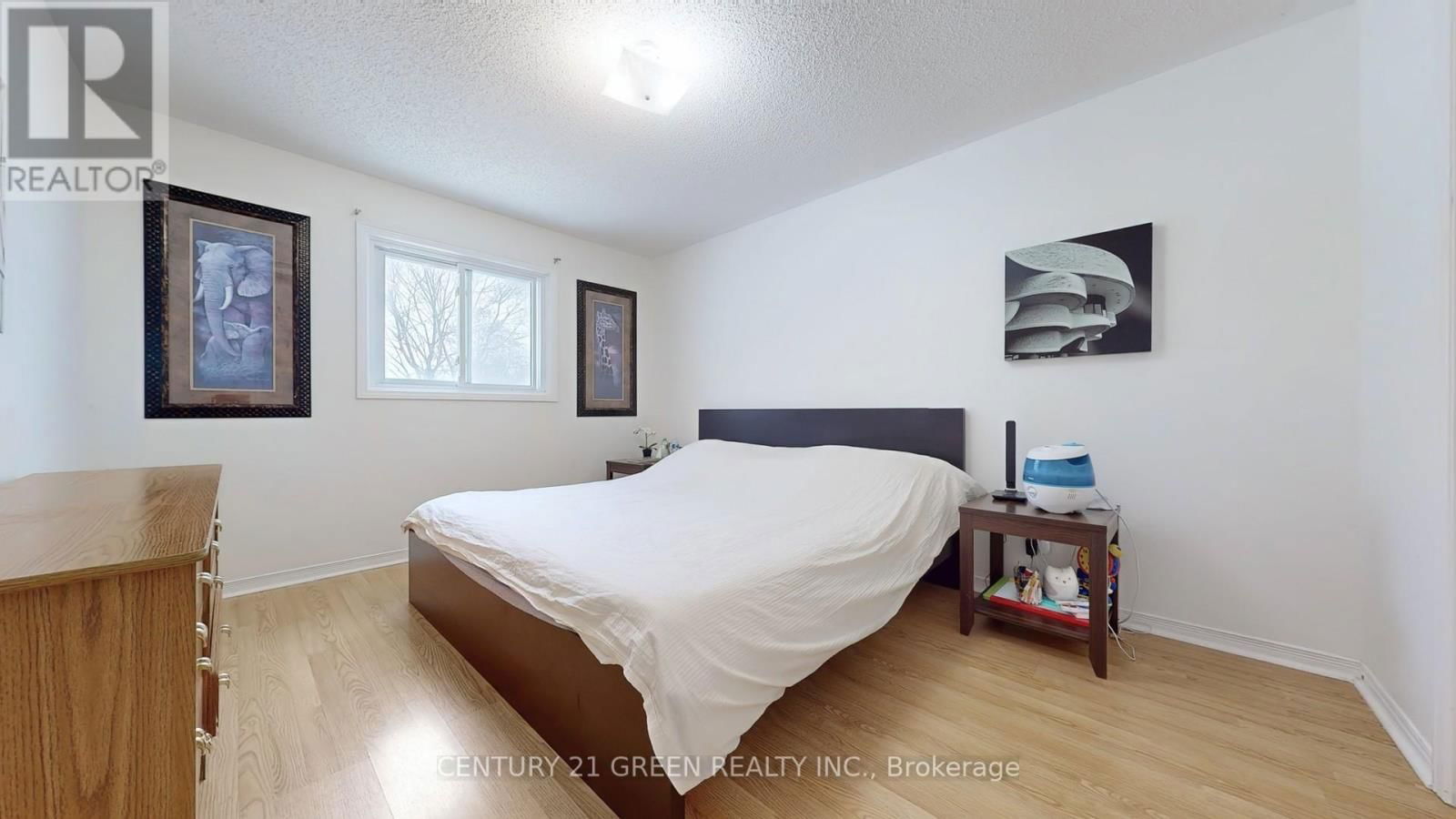 191 CARROLL CRESCENT Image 11