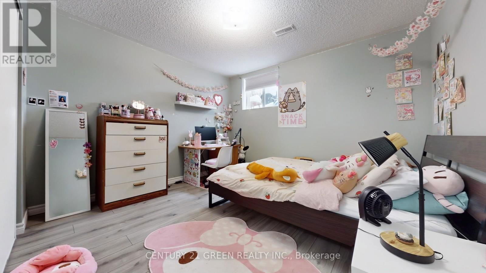 191 CARROLL CRESCENT Image 26