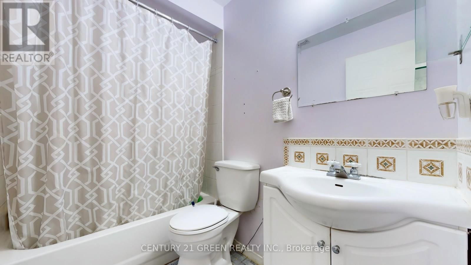 191 CARROLL CRESCENT Image 29