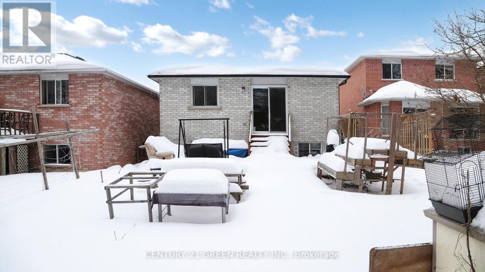 191 CARROLL CRESCENT Image 31
