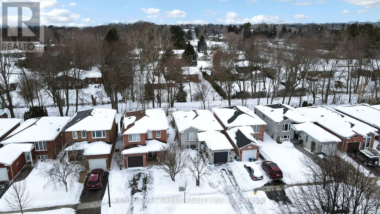 191 CARROLL CRESCENT Image 35