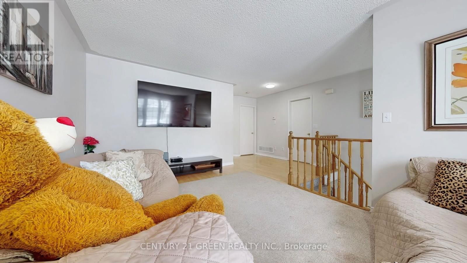 191 CARROLL CRESCENT Image 7