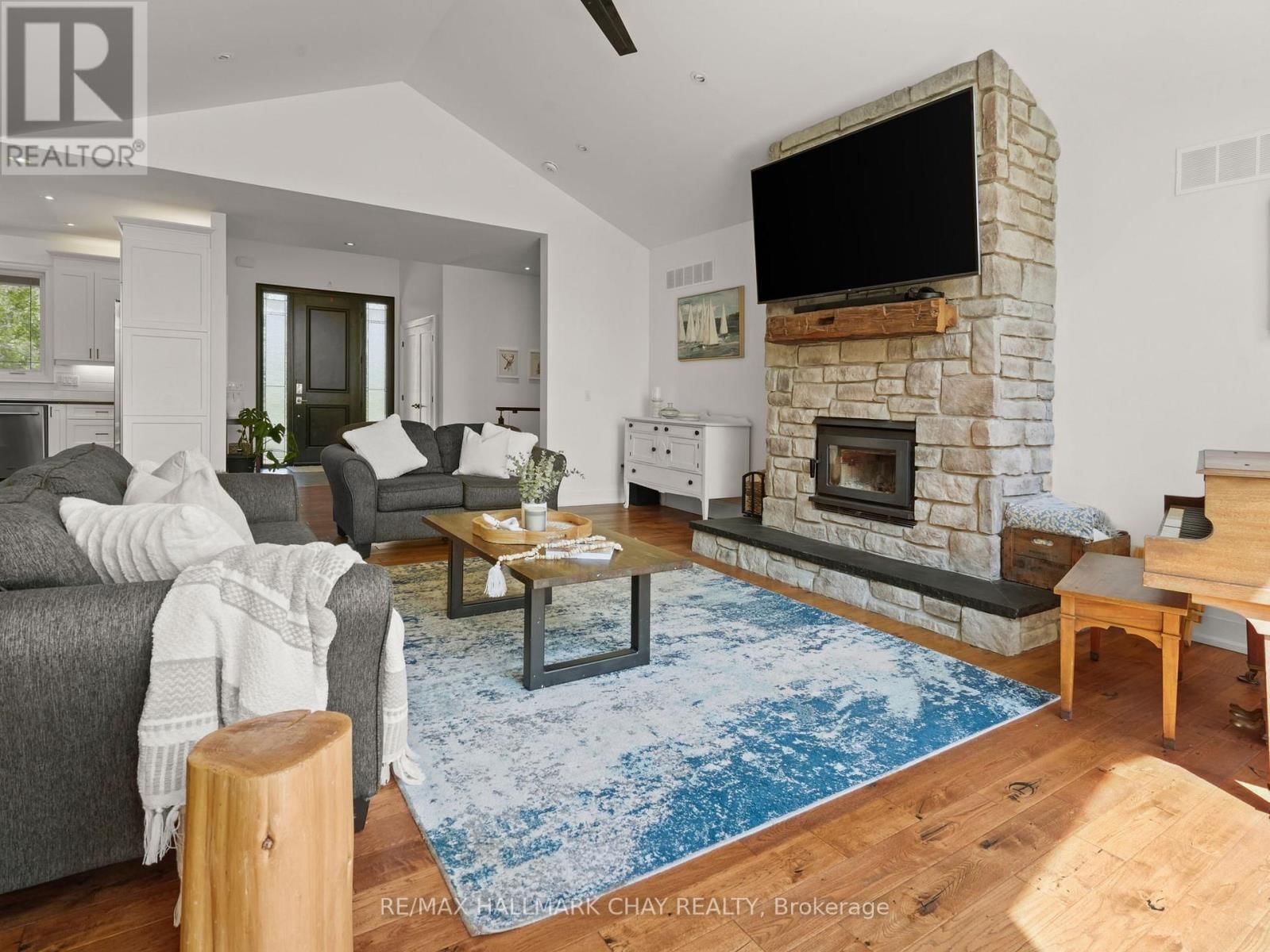 667256 20TH SIDEROAD Image 11