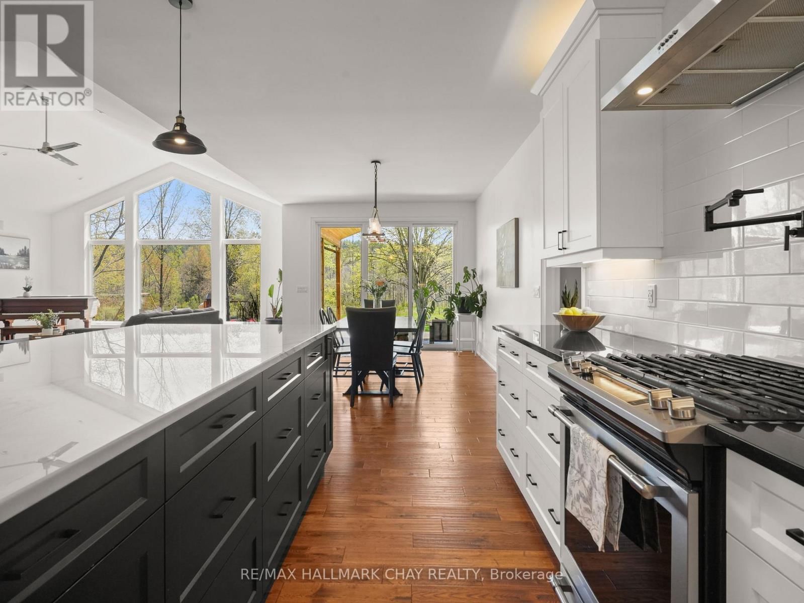 667256 20TH SIDEROAD Image 18