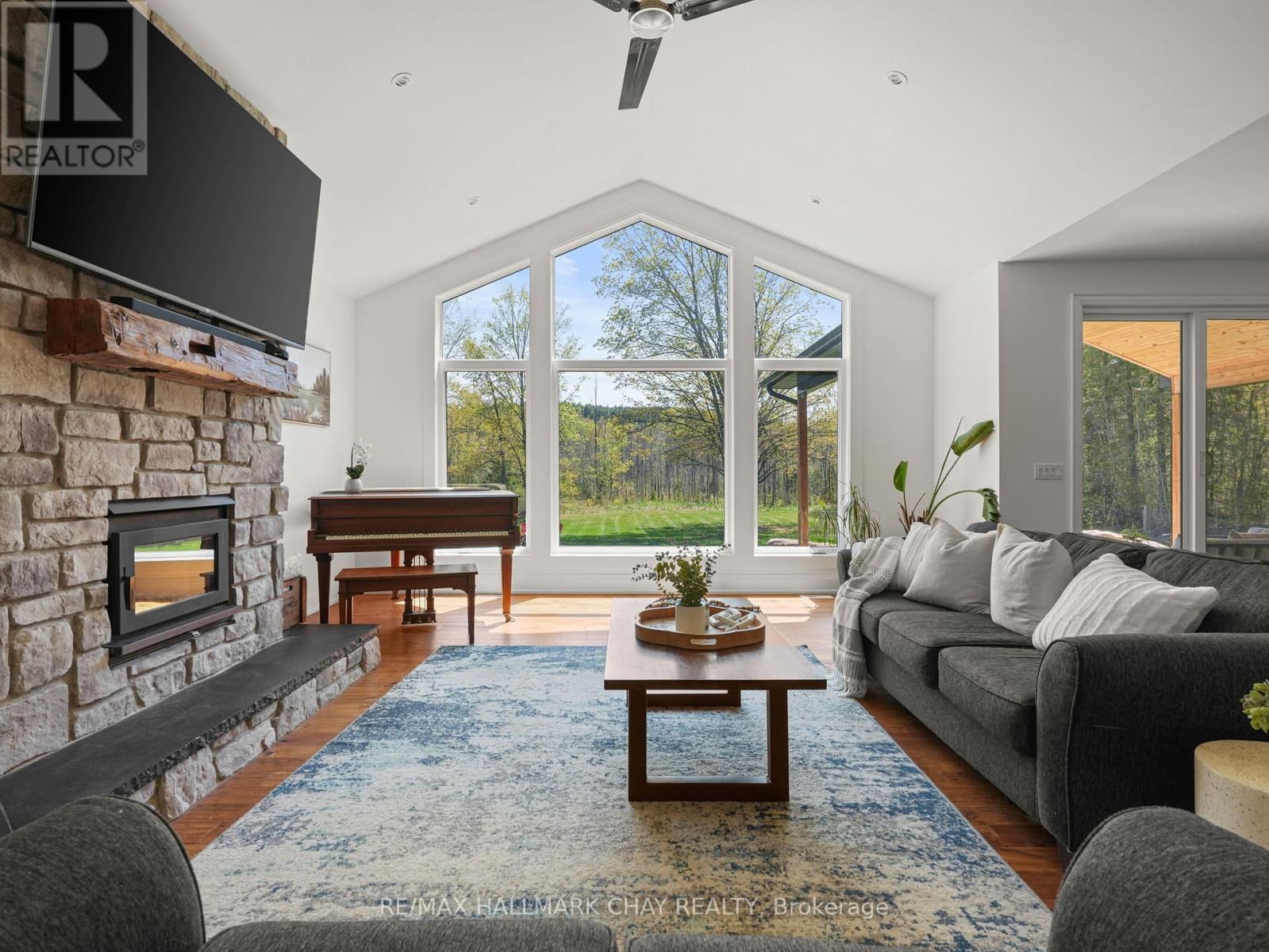667256 20TH SIDEROAD Image 9