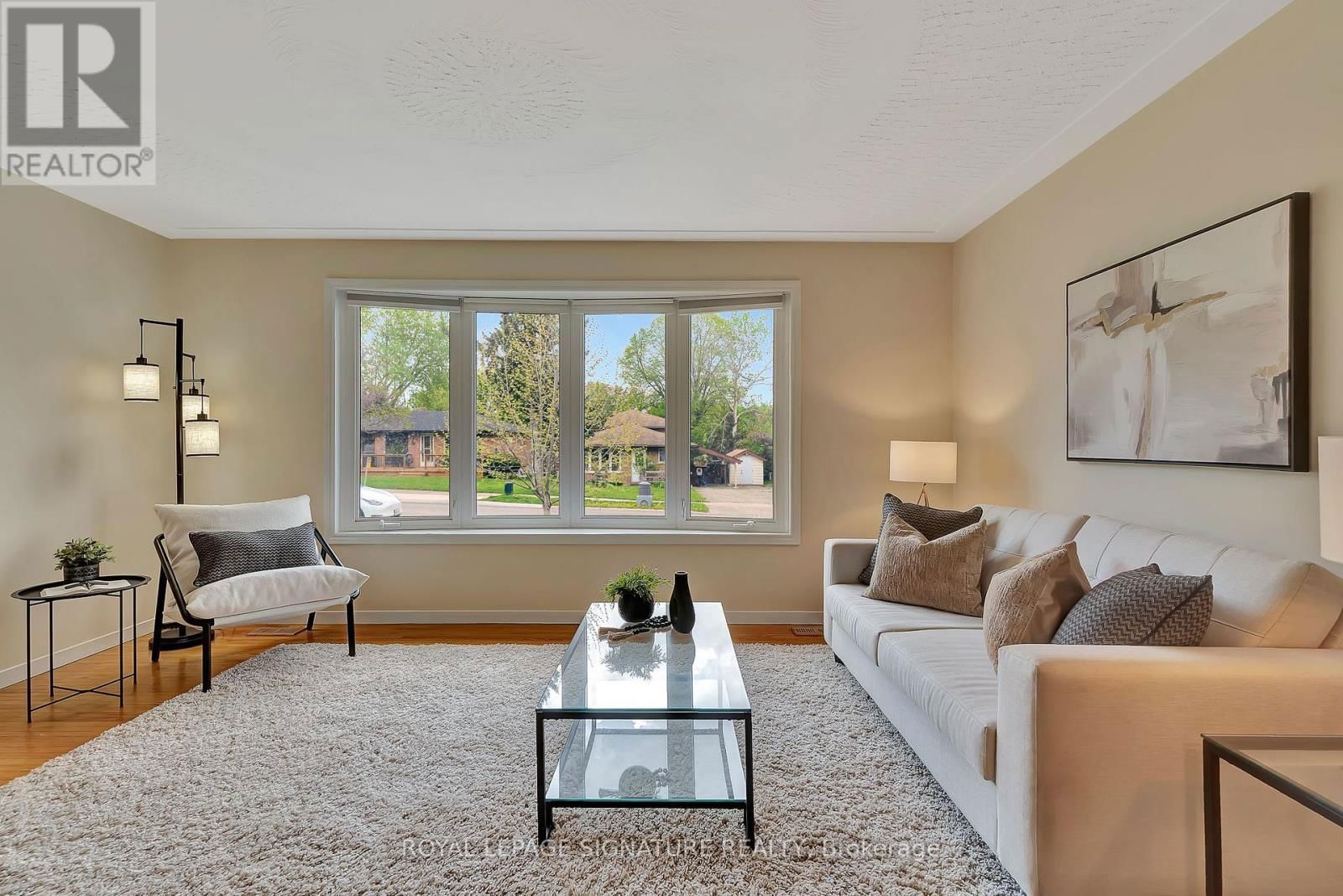 186 CEDARBRAE AVENUE Image 12