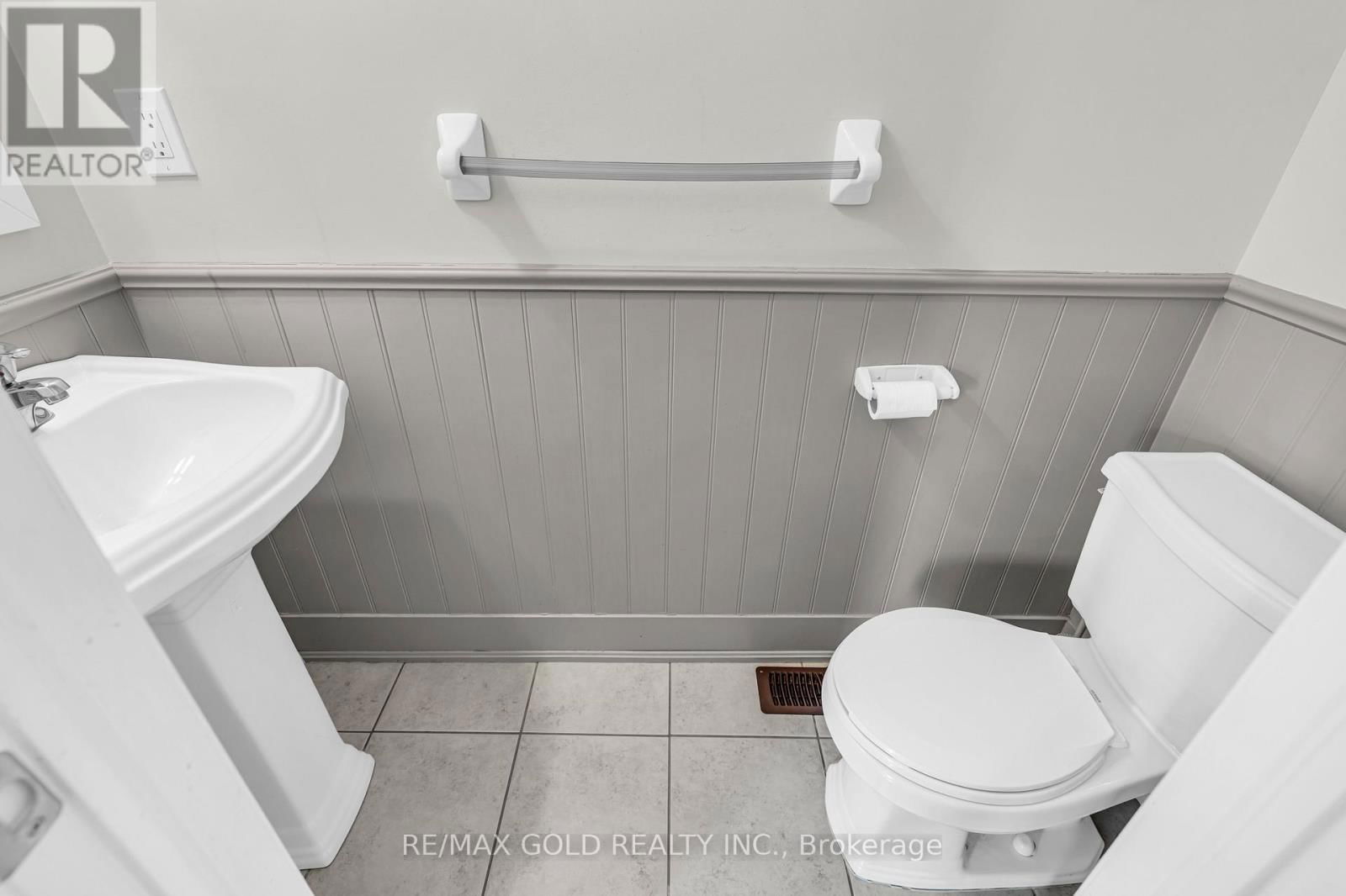 441 TANSLEY STREET Image 16