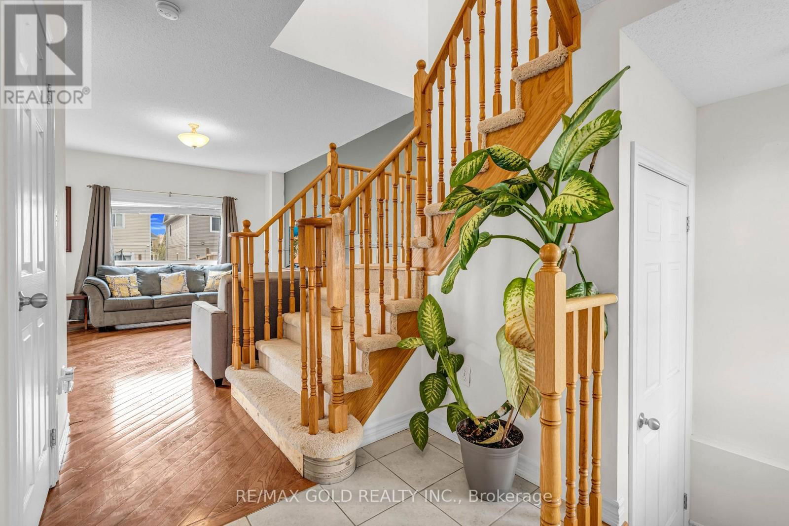 441 TANSLEY STREET Image 17