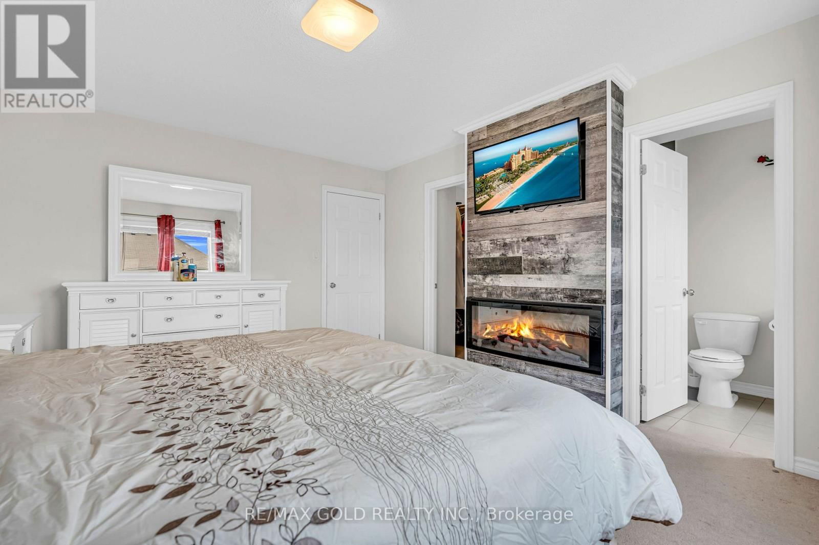 441 TANSLEY STREET Image 20
