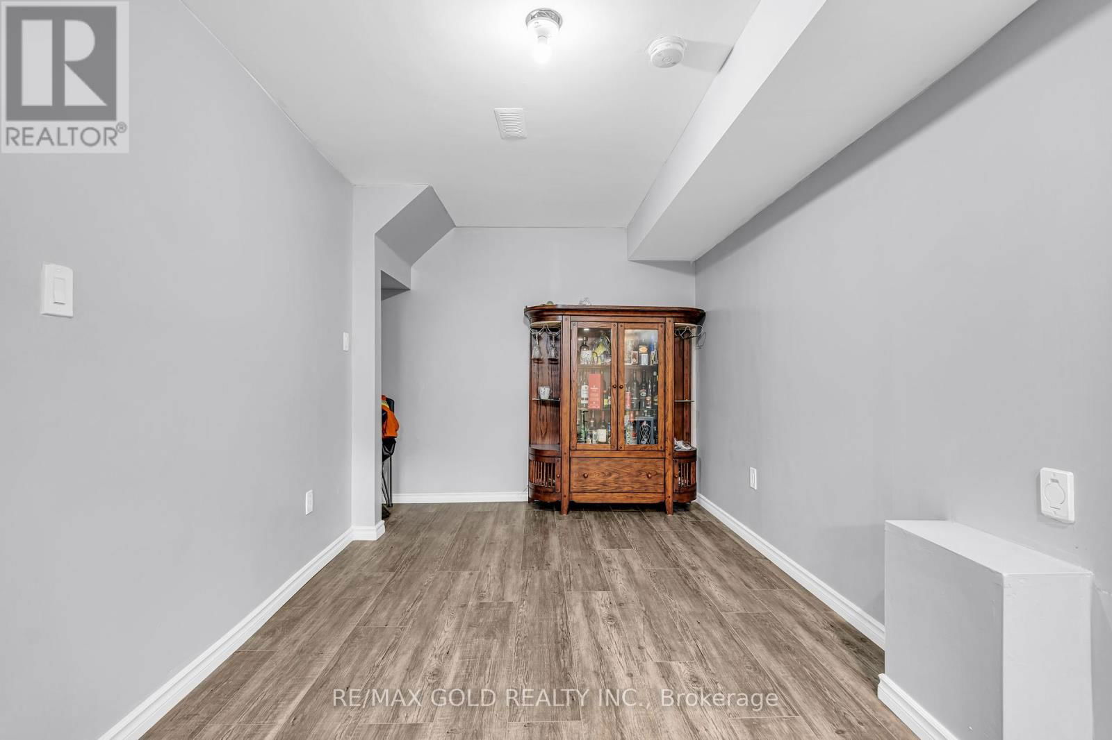 441 TANSLEY STREET Image 29