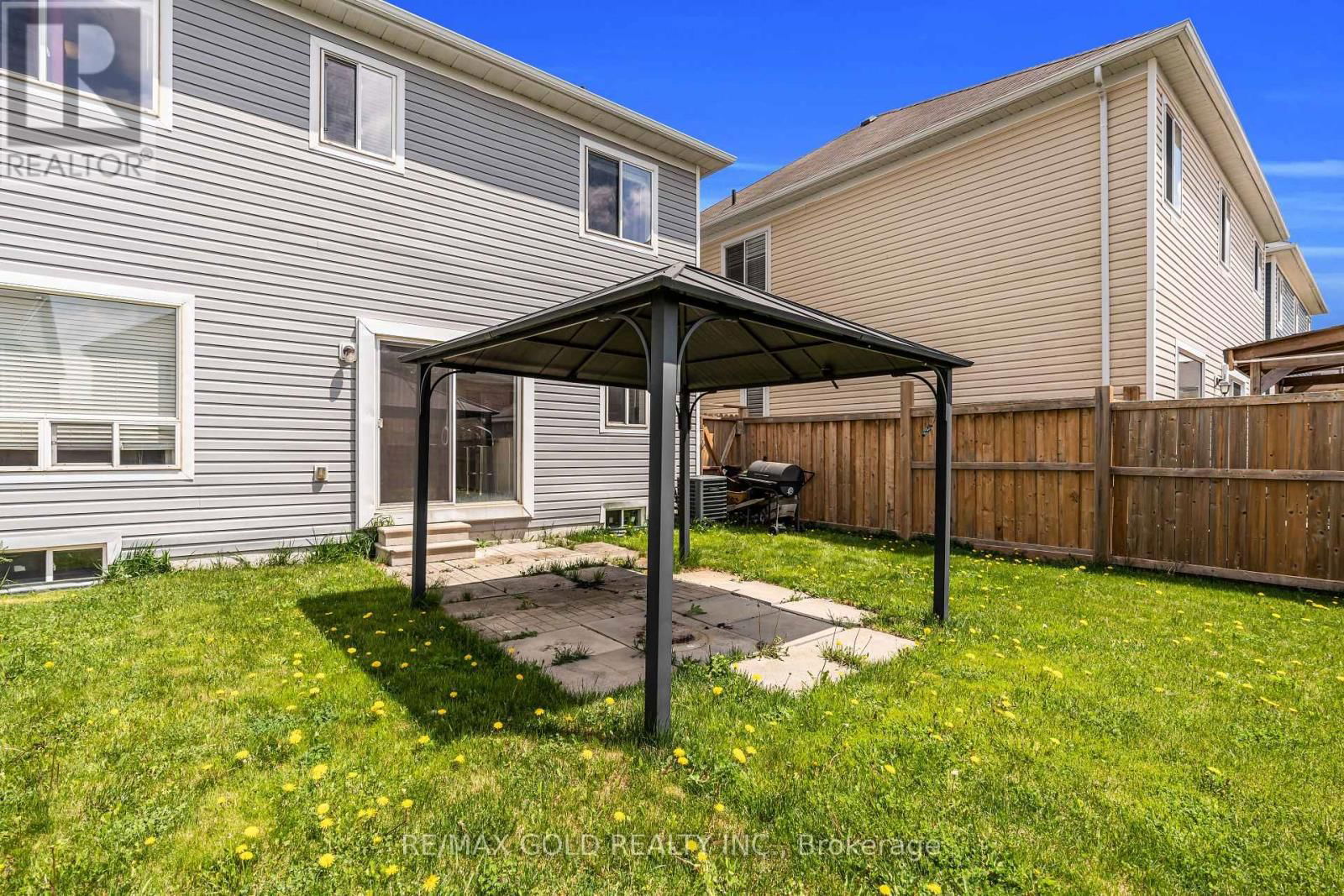 441 TANSLEY STREET Image 33