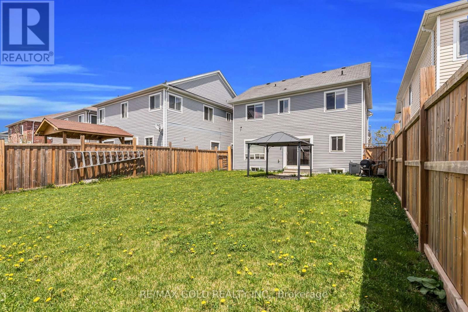 441 TANSLEY STREET Image 34