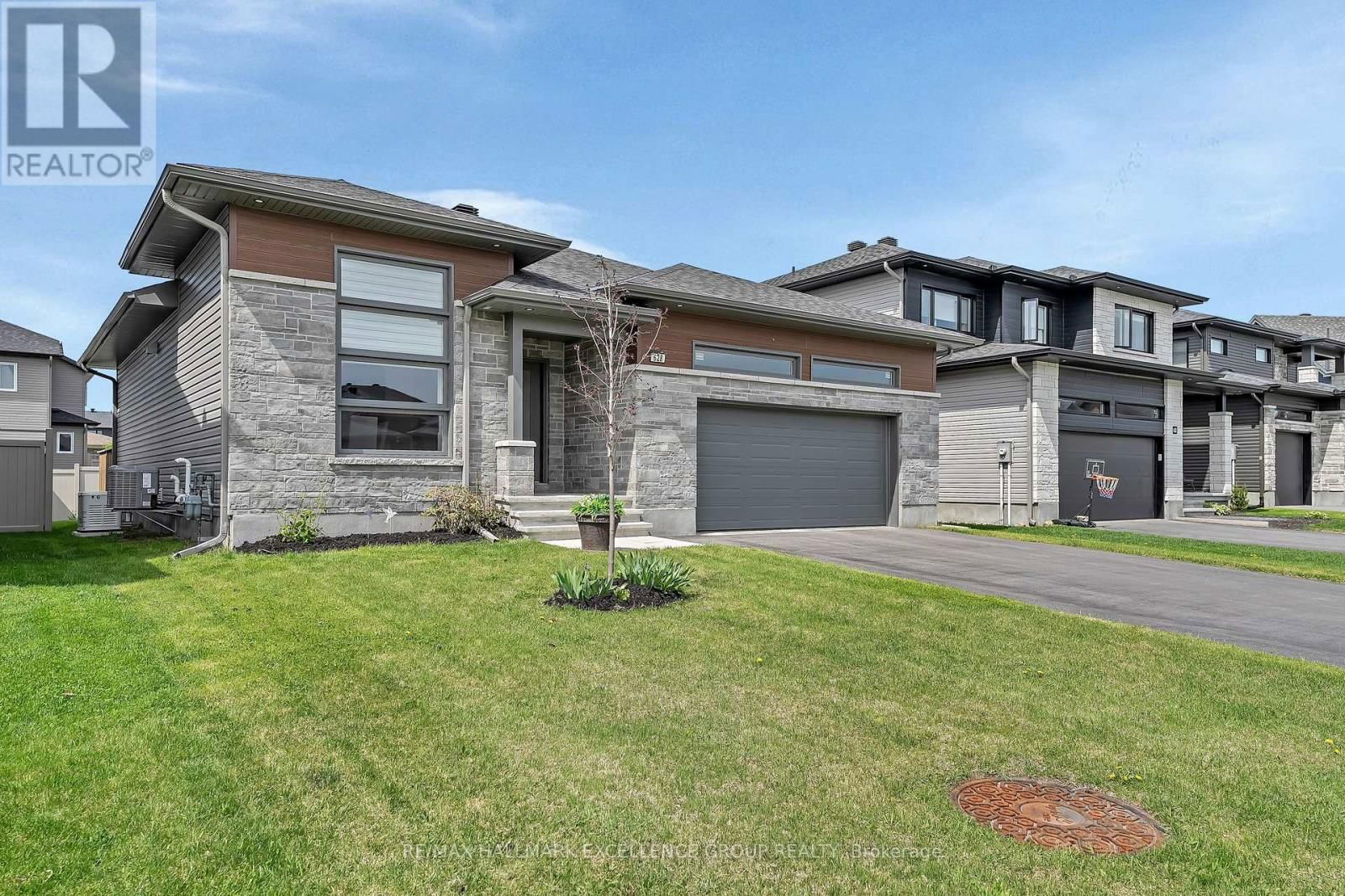 628 COBALT STREET Image 1