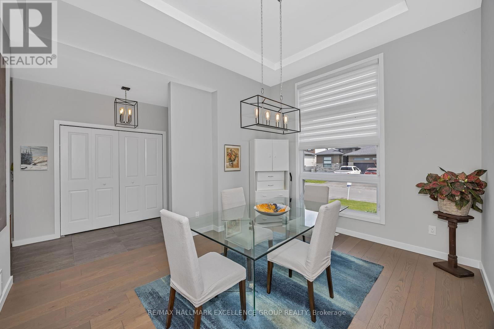 628 COBALT STREET Image 7