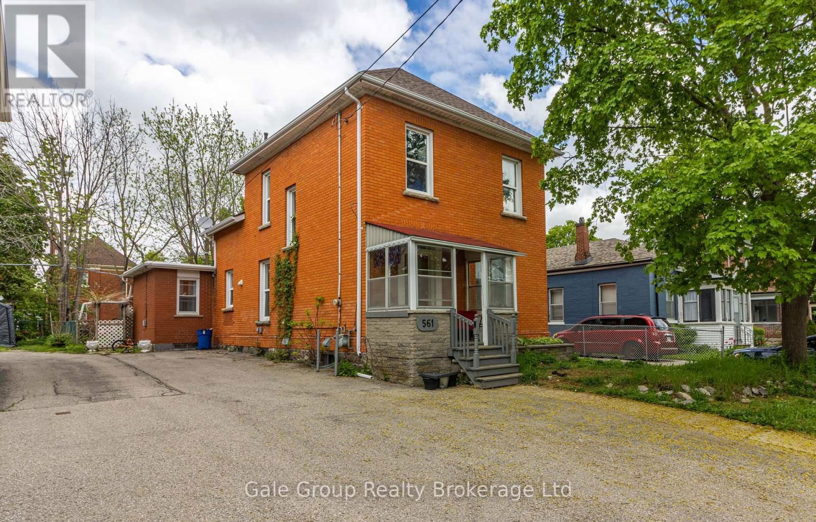 561 PRINCESS STREET Image 2
