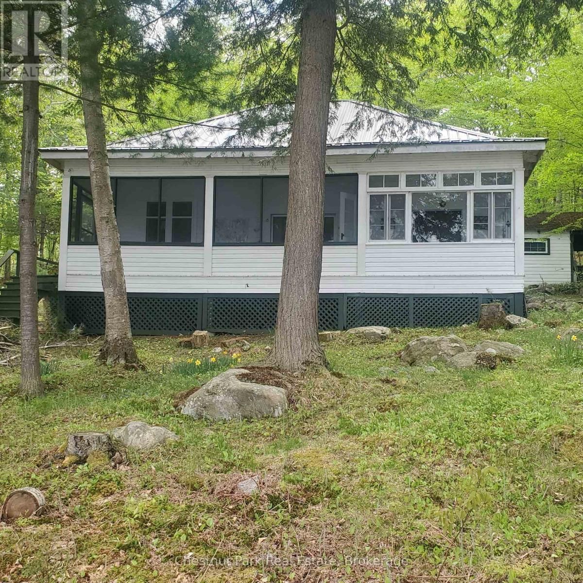 76 TOBIN ISLAND Image 6