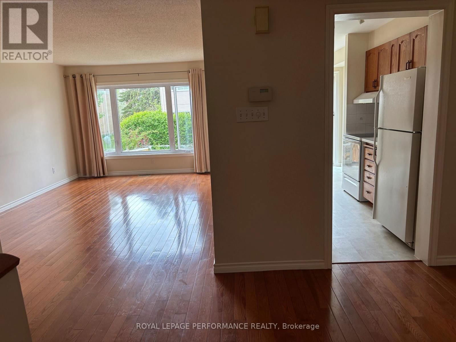 6 - 6183 RED WILLOW DRIVE DRIVE Image 3