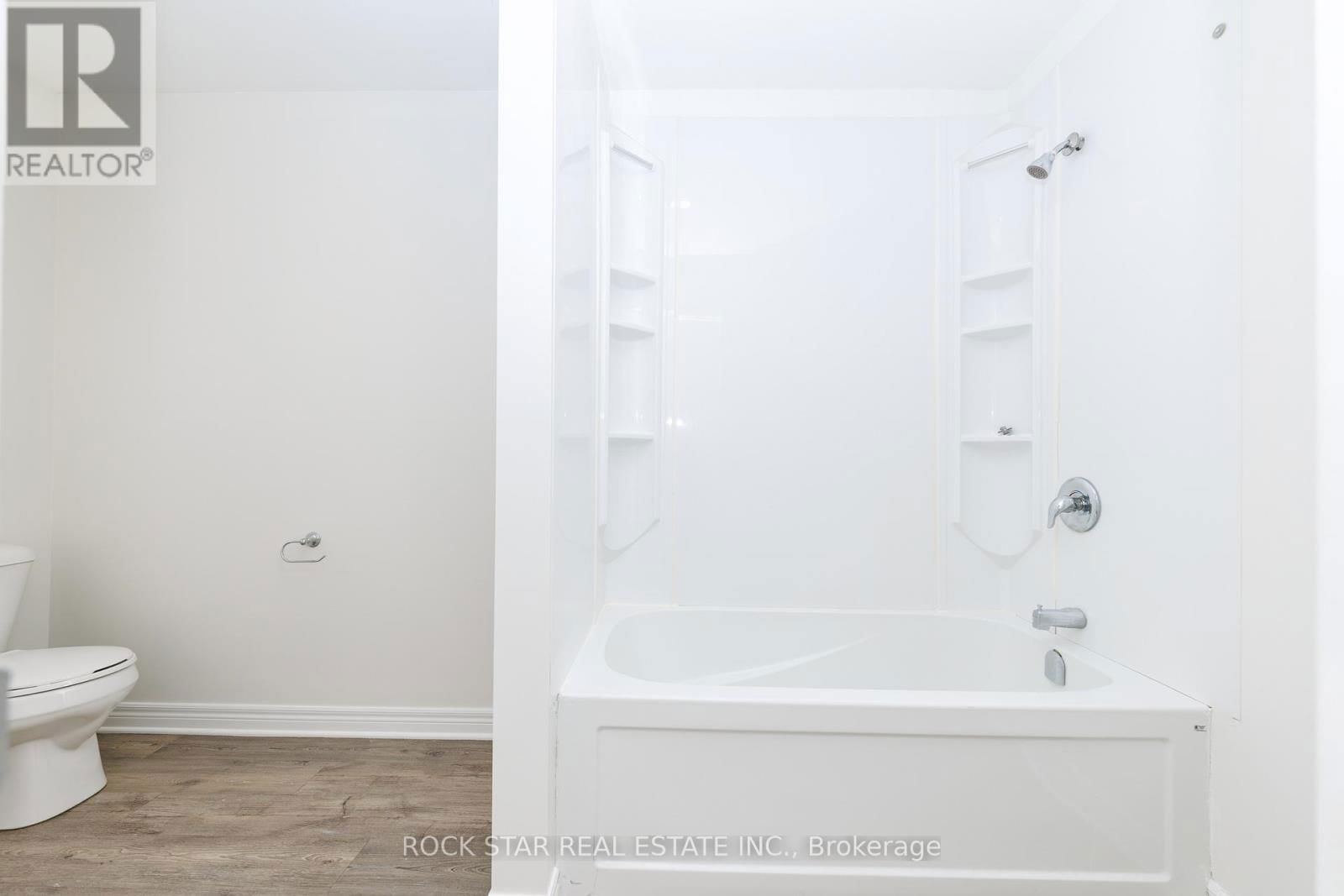 52B MERIGOLD STREET Image 24