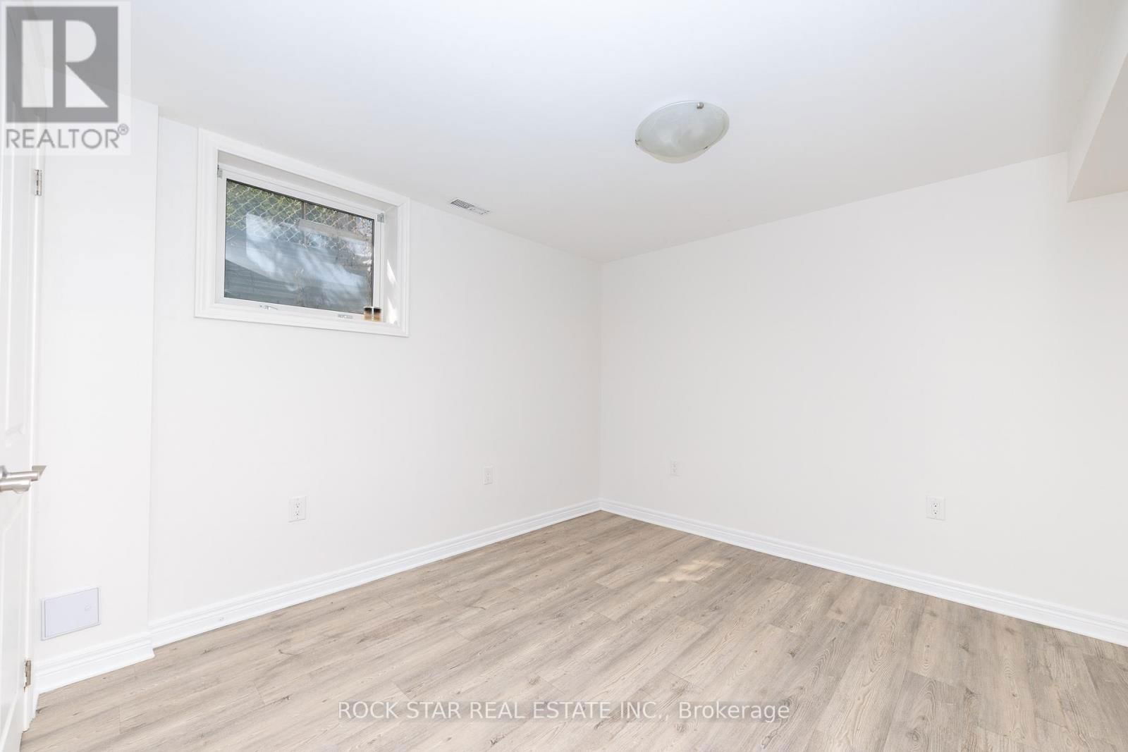 52B MERIGOLD STREET Image 31