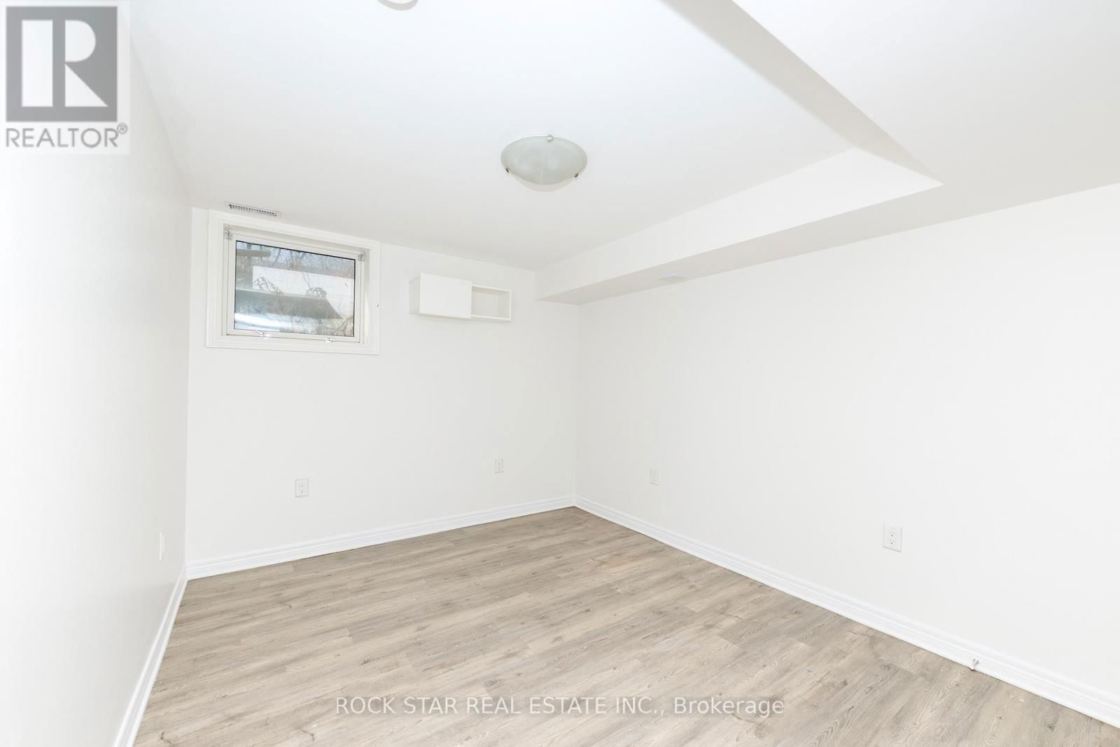 52B MERIGOLD STREET Image 33