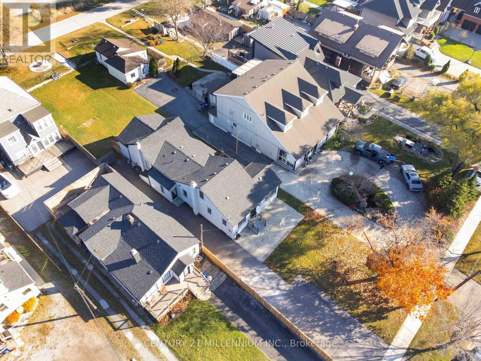 599 BEACH BOULEVARD Image 2