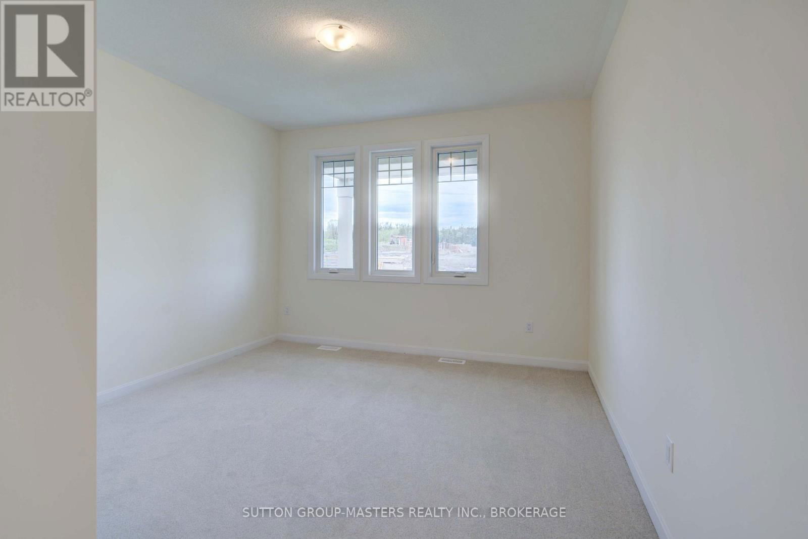 160 COUNTRY CLUB DRIVE Image 29