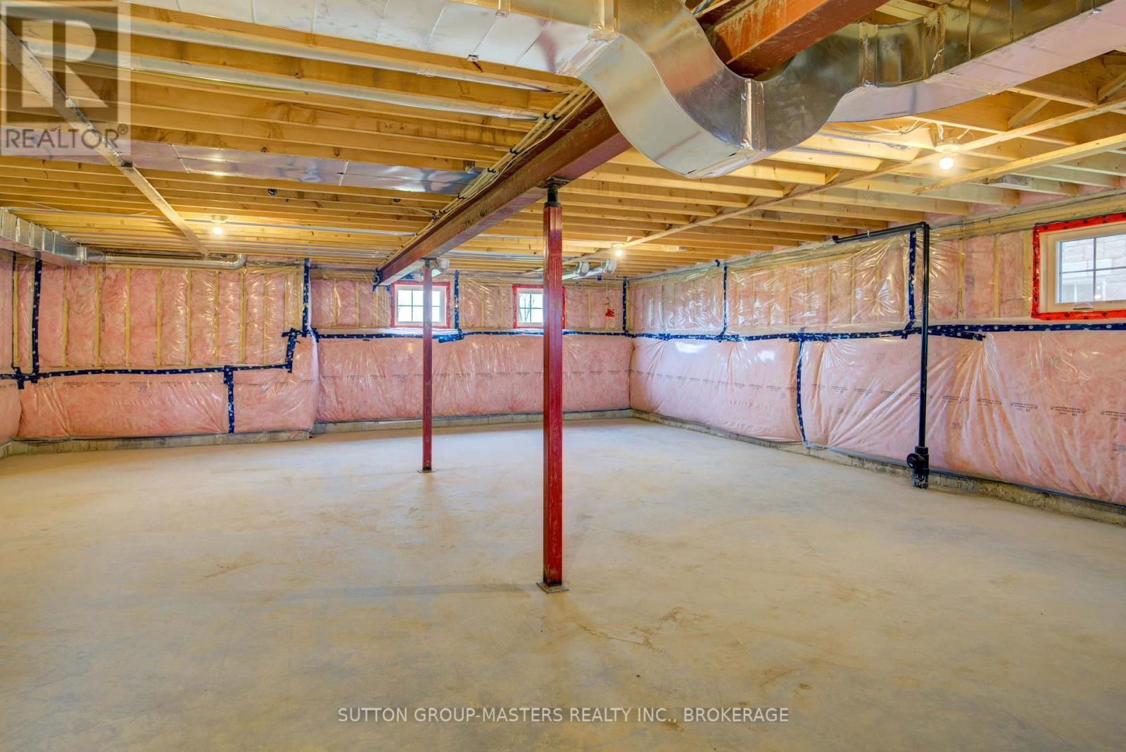 160 COUNTRY CLUB DRIVE Image 31