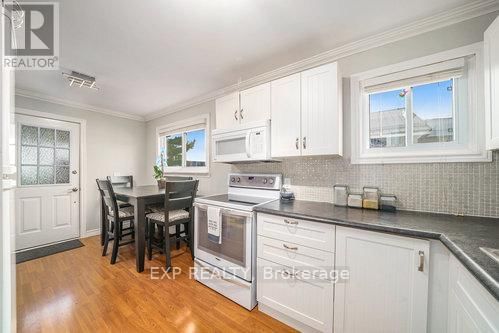 11 MCKENZIE AVENUE Image 8