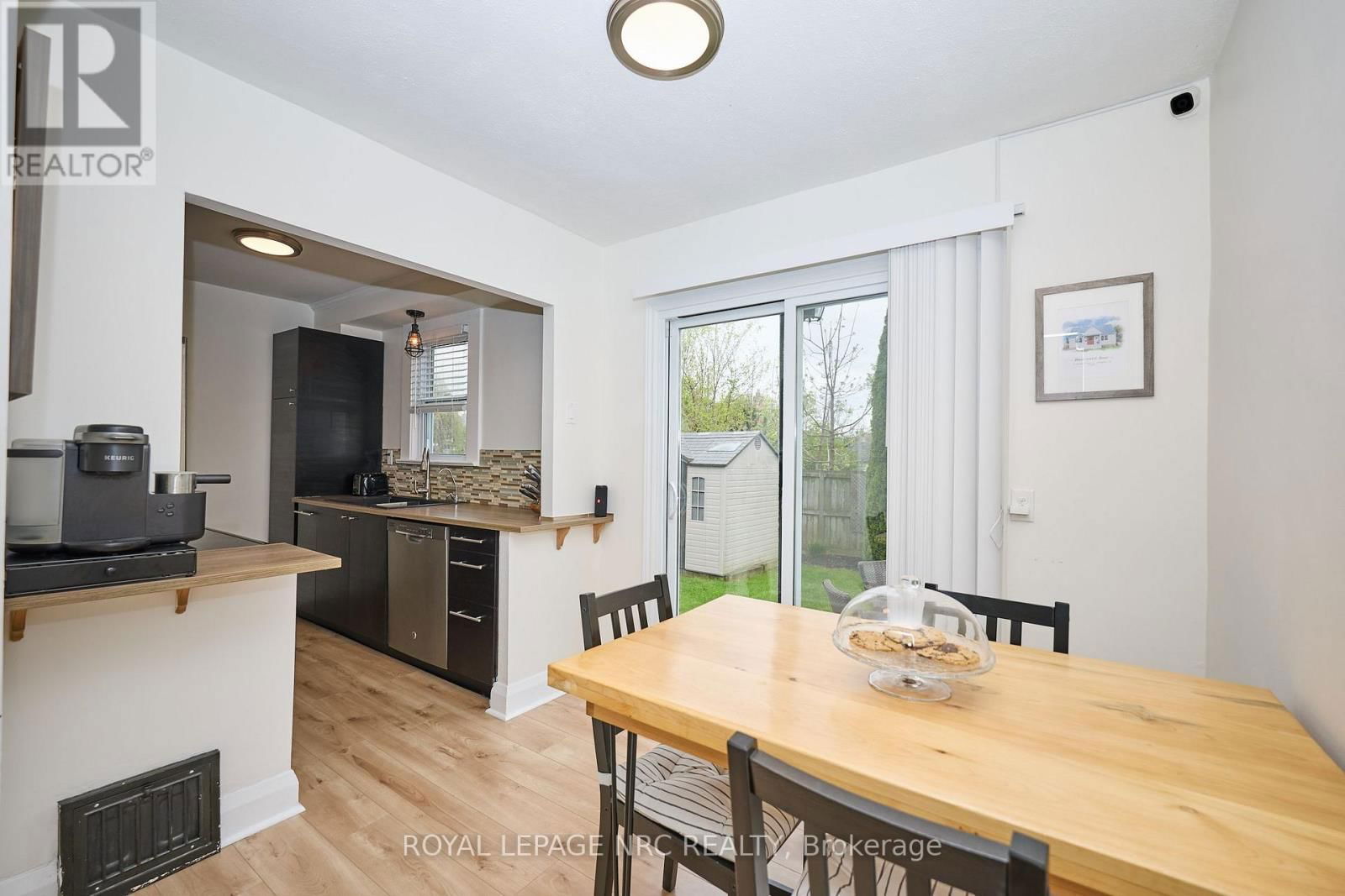 27 VICTORIA STREET Image 8