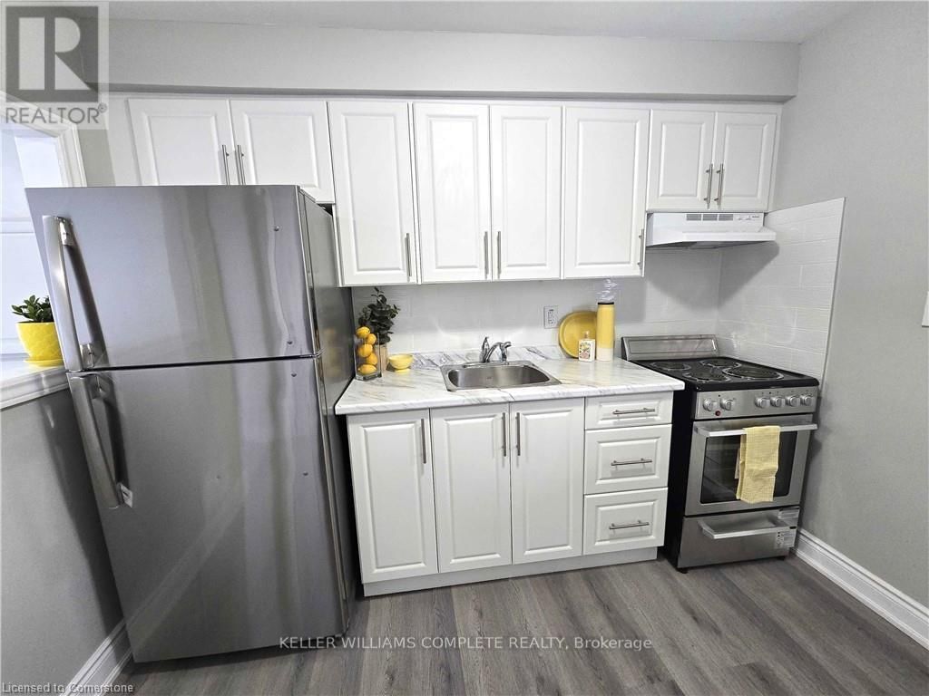 2 - 300 BALMORAL AVENUE Image 2