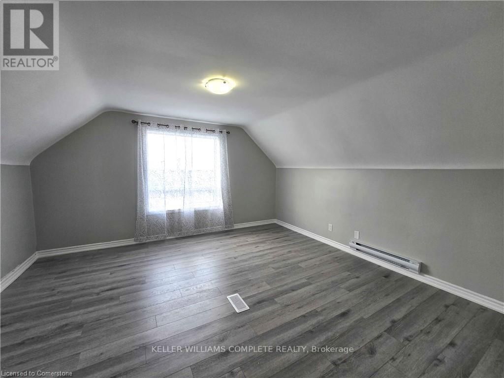 4 - 300 BALMORAL AVENUE Image 1
