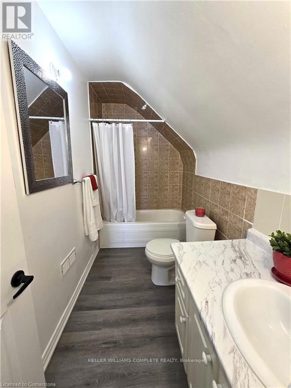 4 - 300 BALMORAL AVENUE Image 5