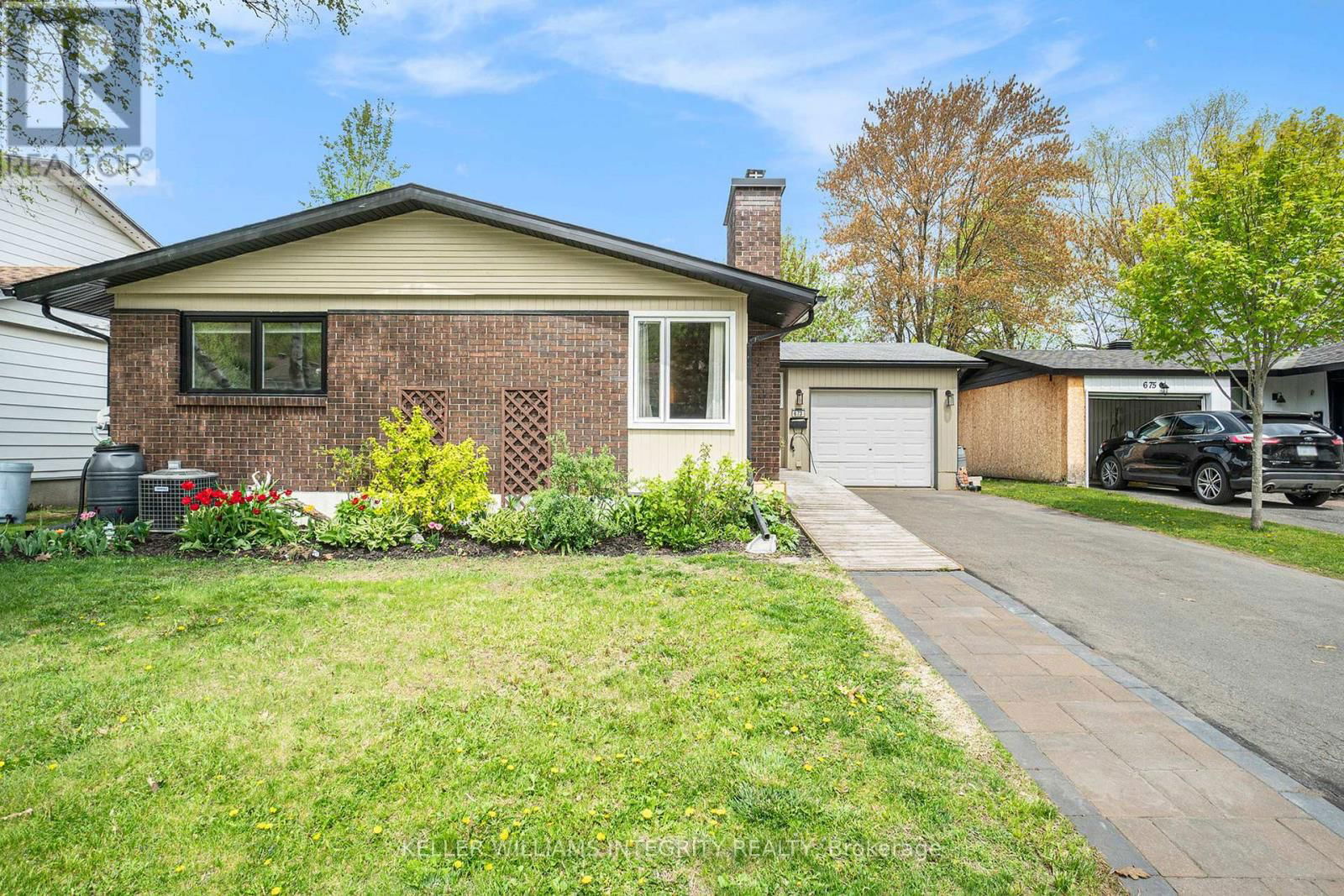 673 LA VERENDRYE DRIVE Image 1