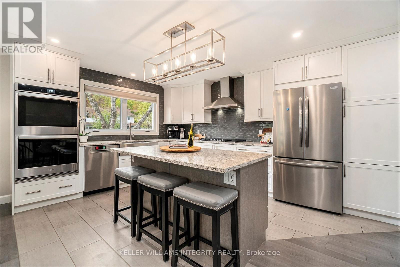 673 LA VERENDRYE DRIVE Image 10