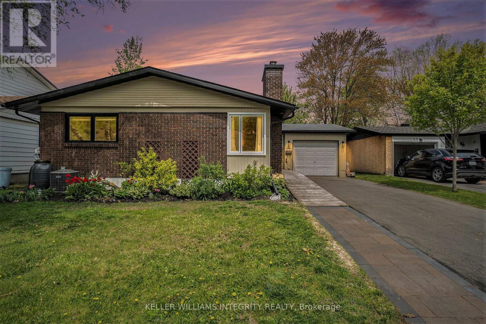 673 LA VERENDRYE DRIVE Image 2