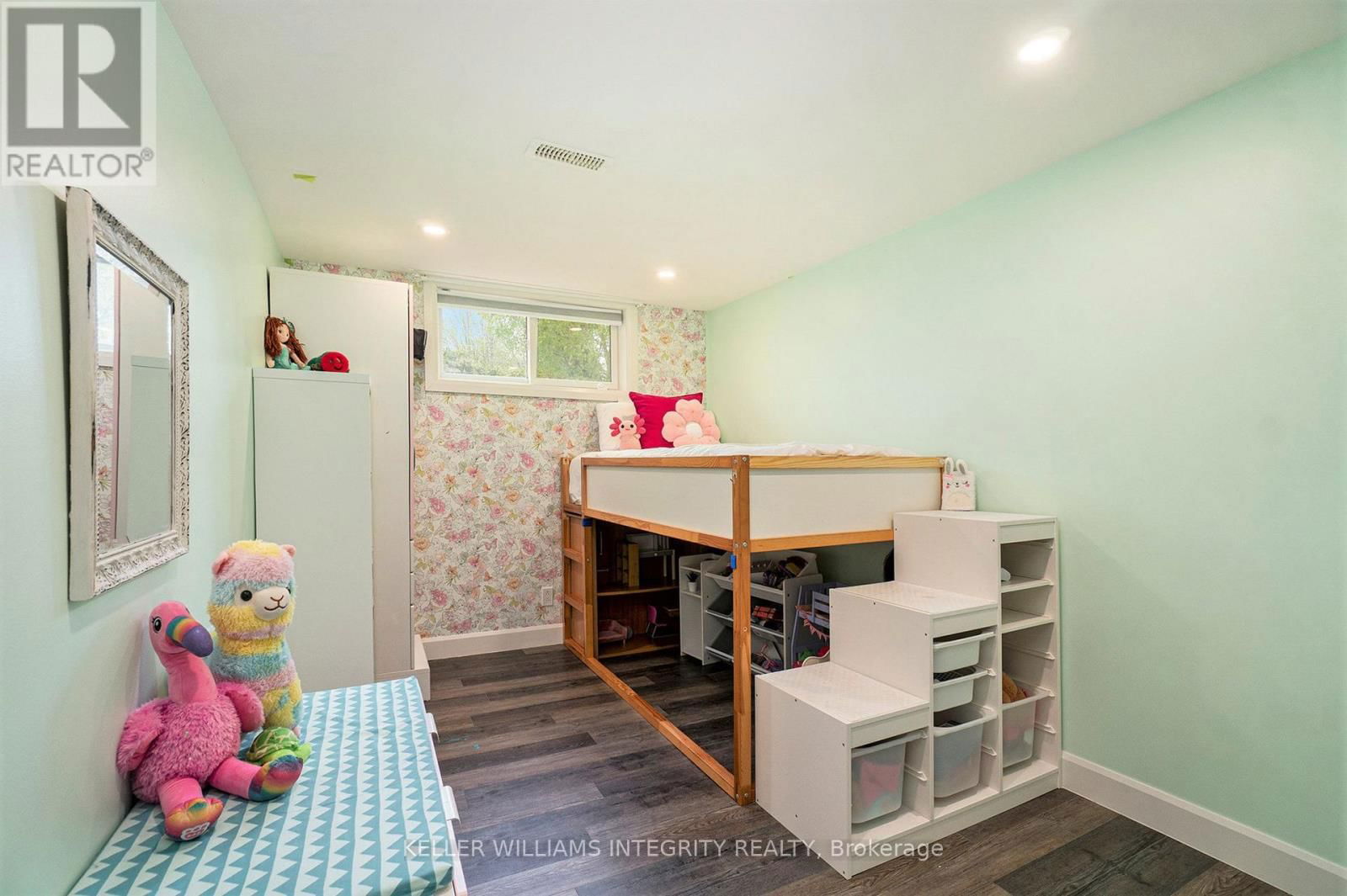 673 LA VERENDRYE DRIVE Image 30