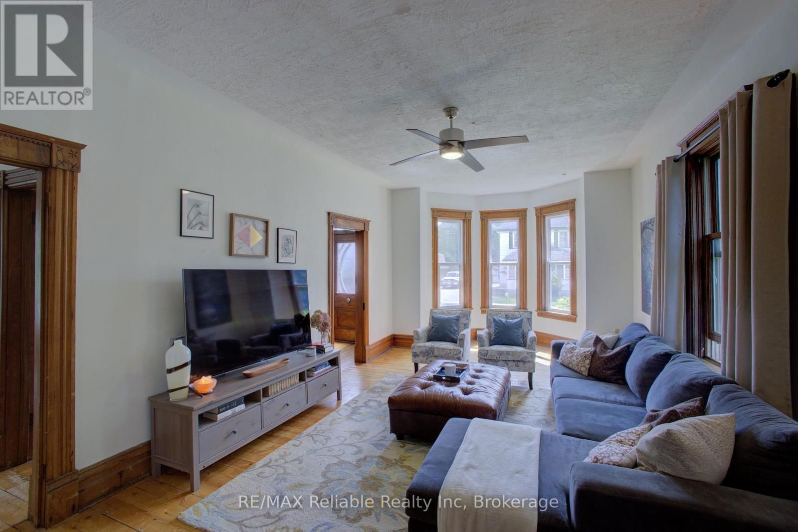 31 SPARLING STREET Image 15