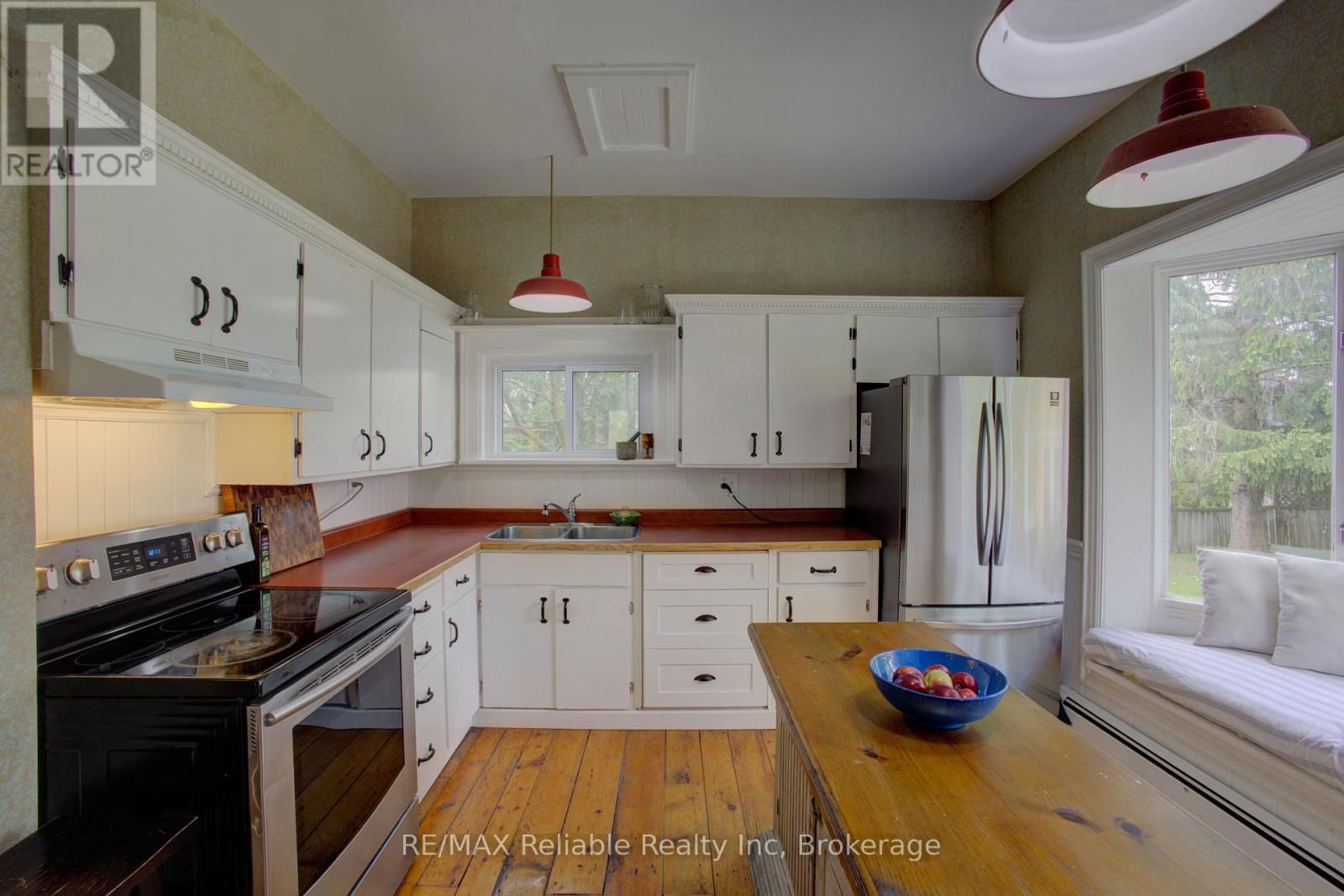 31 SPARLING STREET Image 23