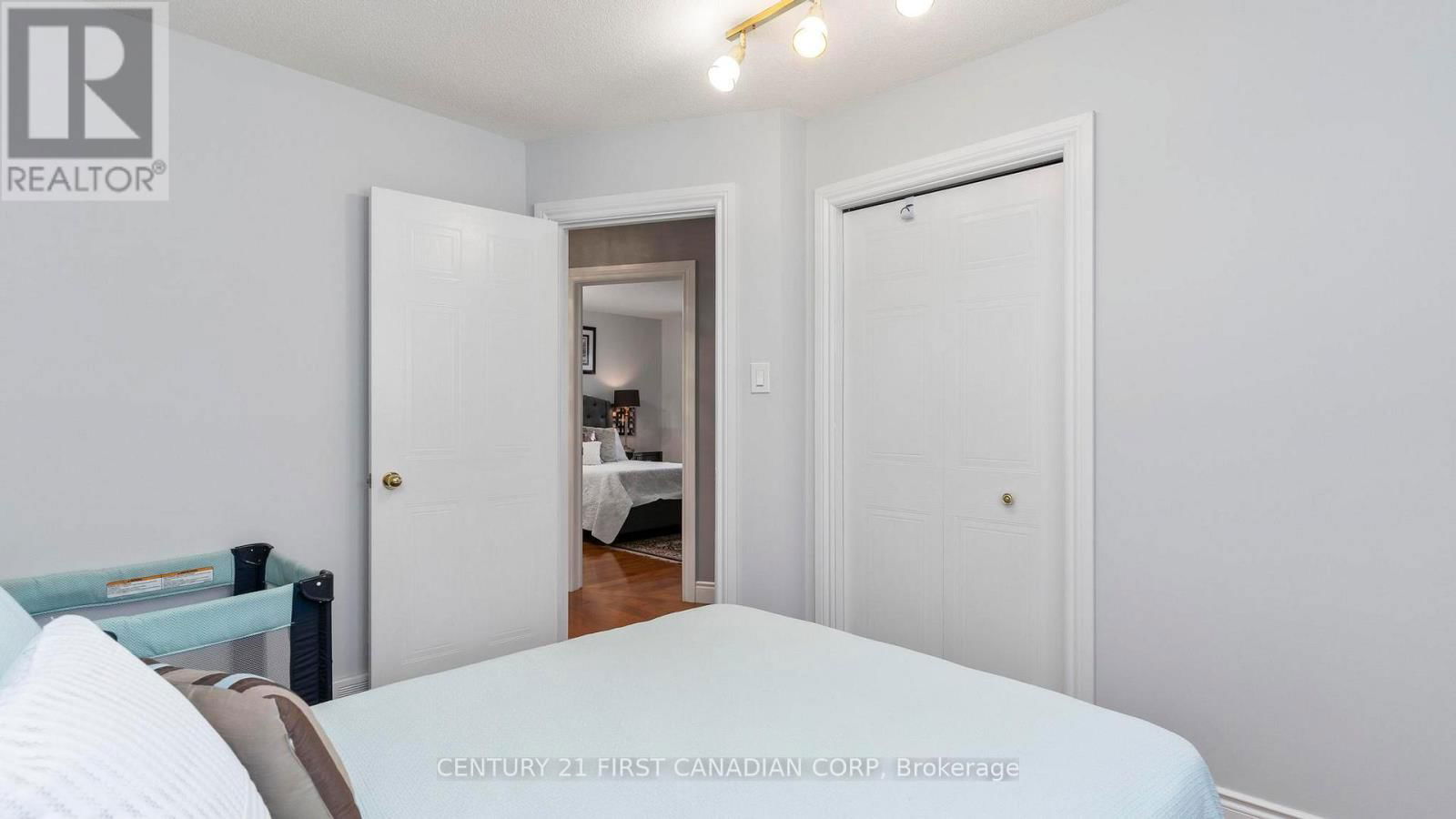 100 JOSSELYN DRIVE Image 24