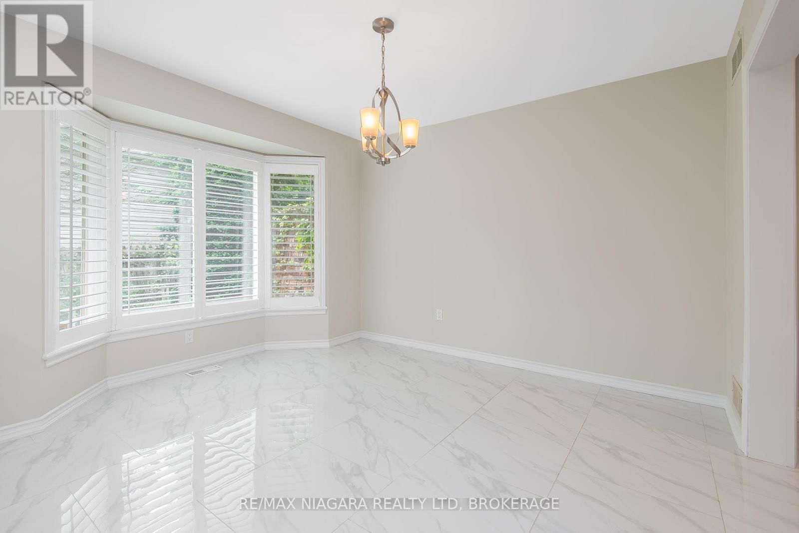 1 - 1616 PELHAM STREET Image 14