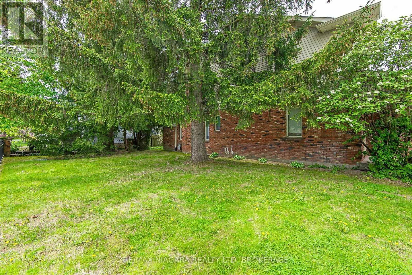 1 - 1616 PELHAM STREET Image 7