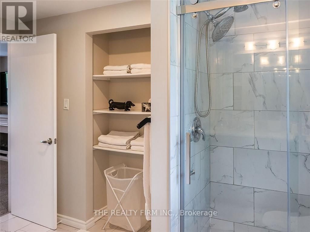 253 GRAND VIEW AVENUE Image 21
